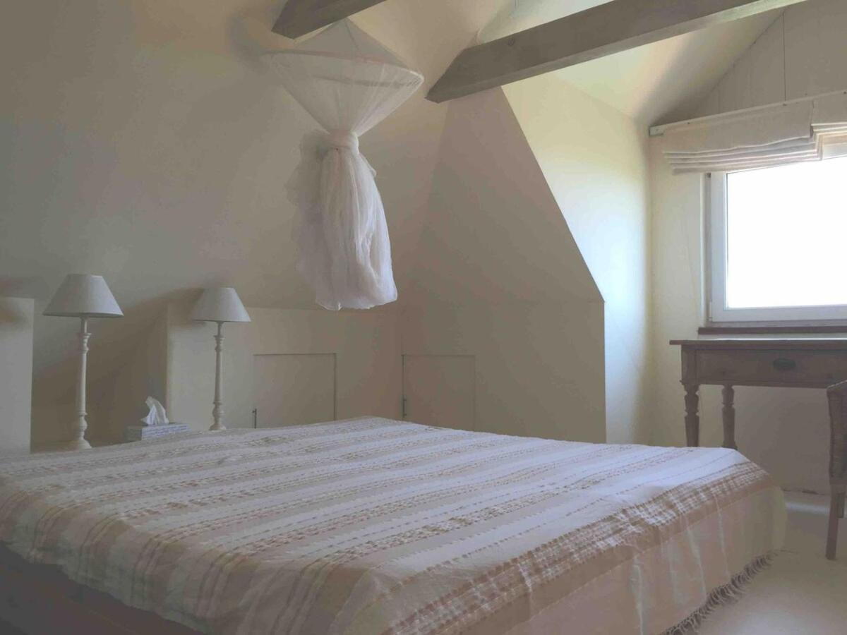 Romantic Apartment, 5 Mins From With Scenic View & 350mbps High Speed Wifi *